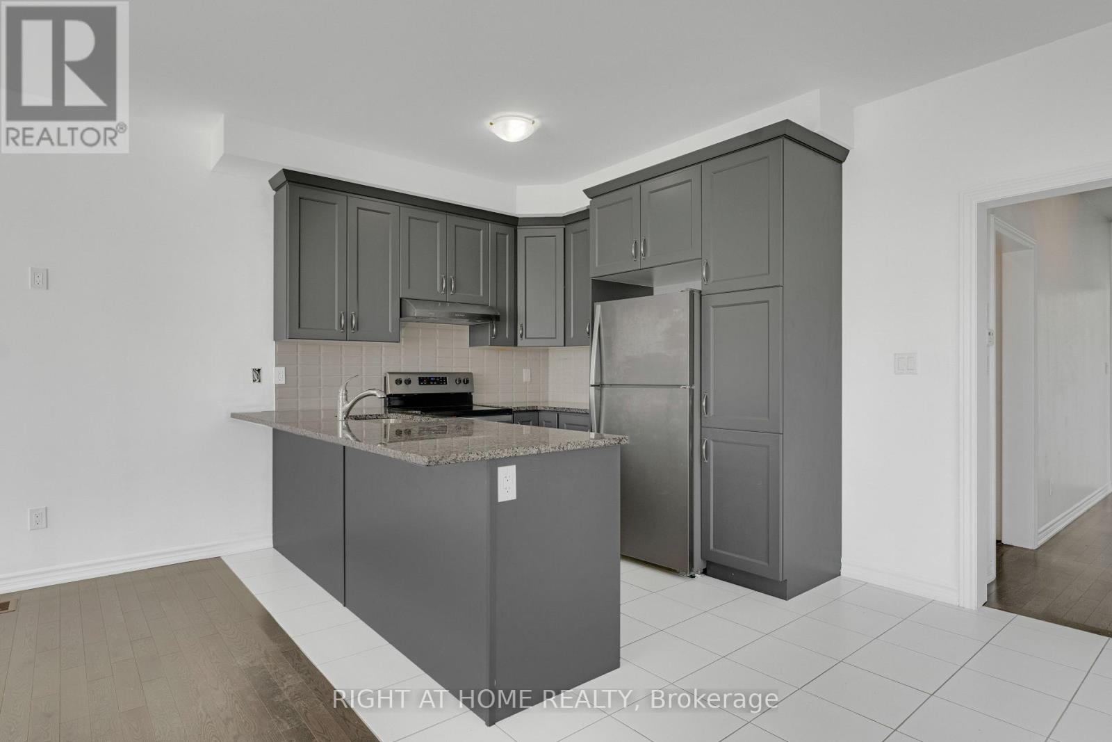 6 Savino Drive, Brampton, Ontario  L6Z 0J5 - Photo 17 - W13760132