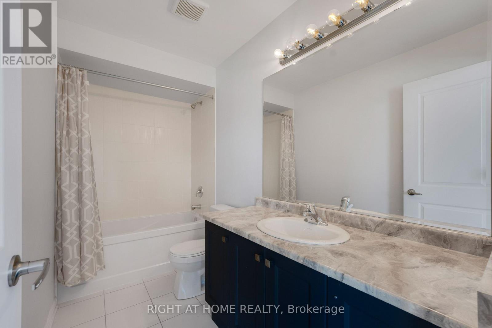 6 Savino Drive, Brampton, Ontario  L6Z 0J5 - Photo 32 - W13760132