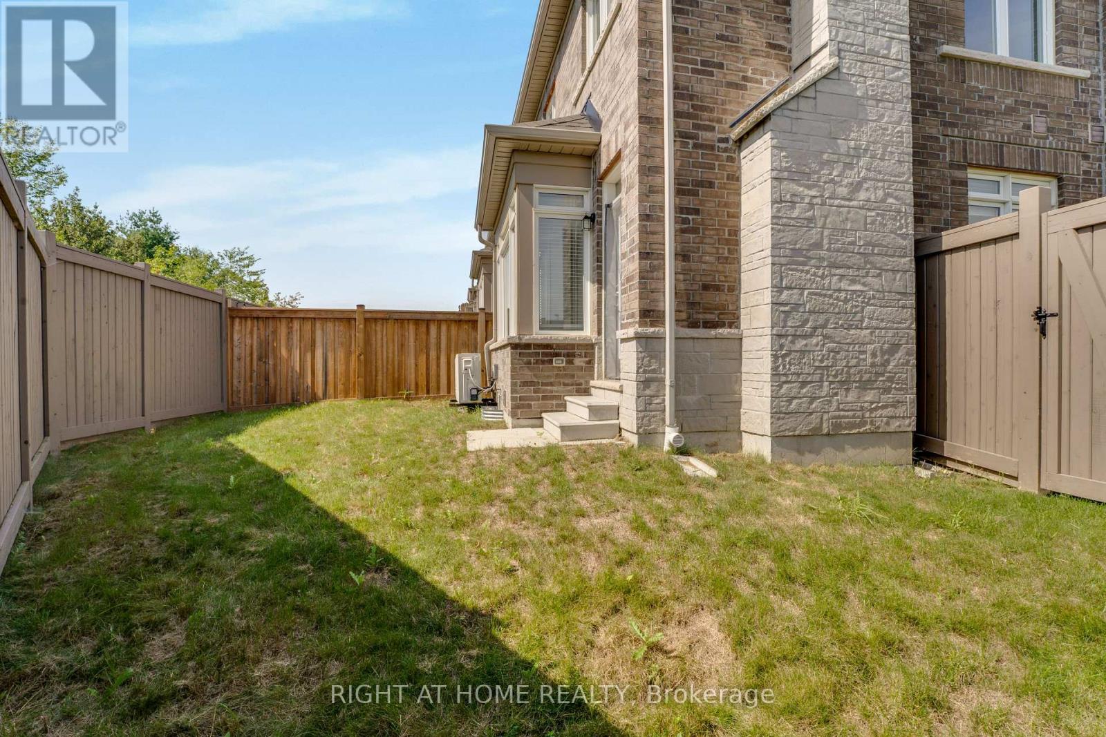 6 Savino Drive, Brampton, Ontario  L6Z 0J5 - Photo 37 - W13760132