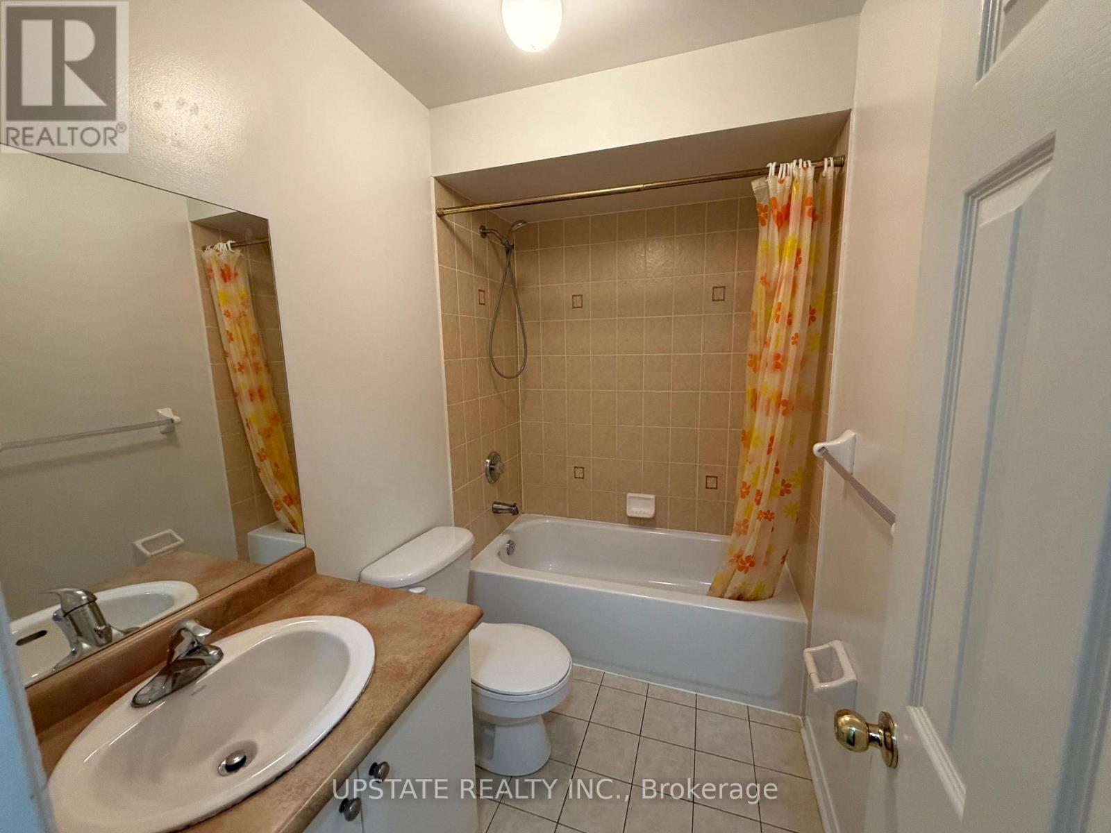 56 Luella Crescent, Brampton, Ontario  L7A 3H7 - Photo 10 - W13760144