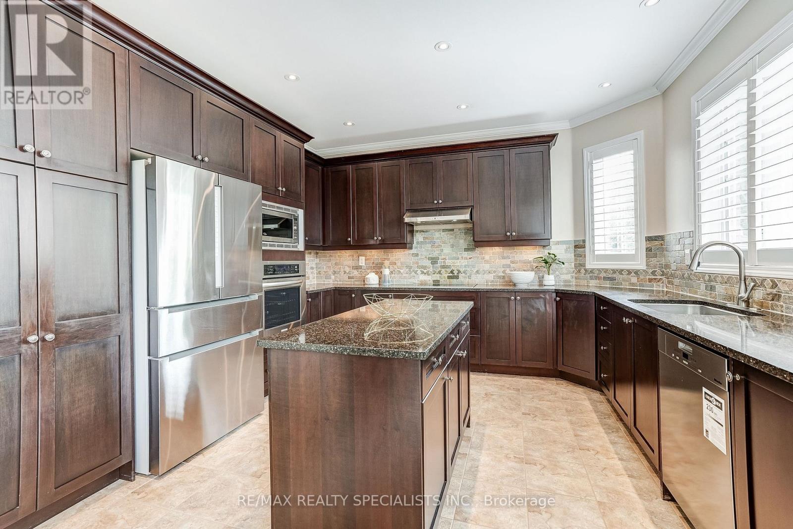 496 Cusick Circle, Milton, Ontario  L9T 0M9 - Photo 17 - W13760156