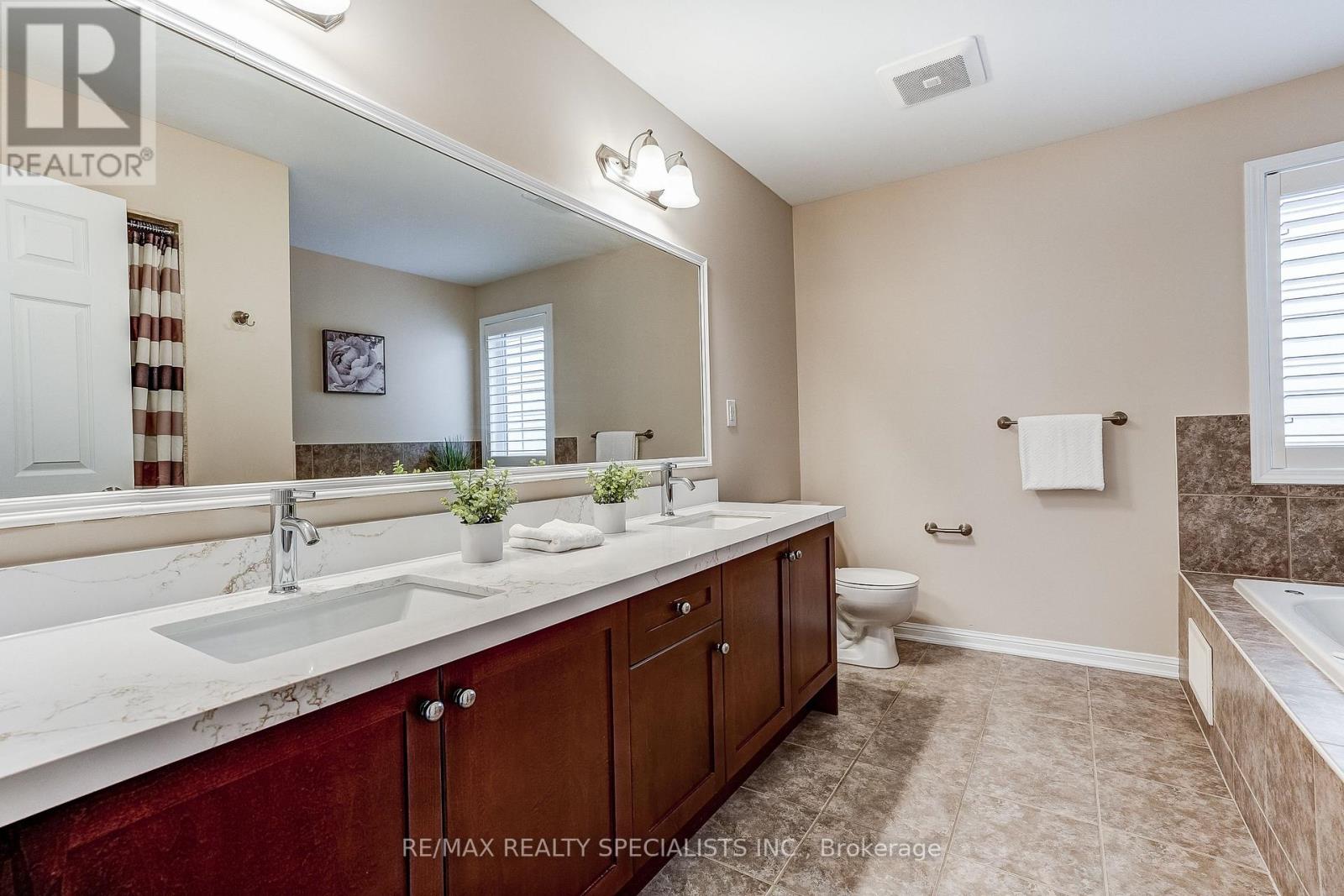496 Cusick Circle, Milton, Ontario  L9T 0M9 - Photo 31 - W13760156