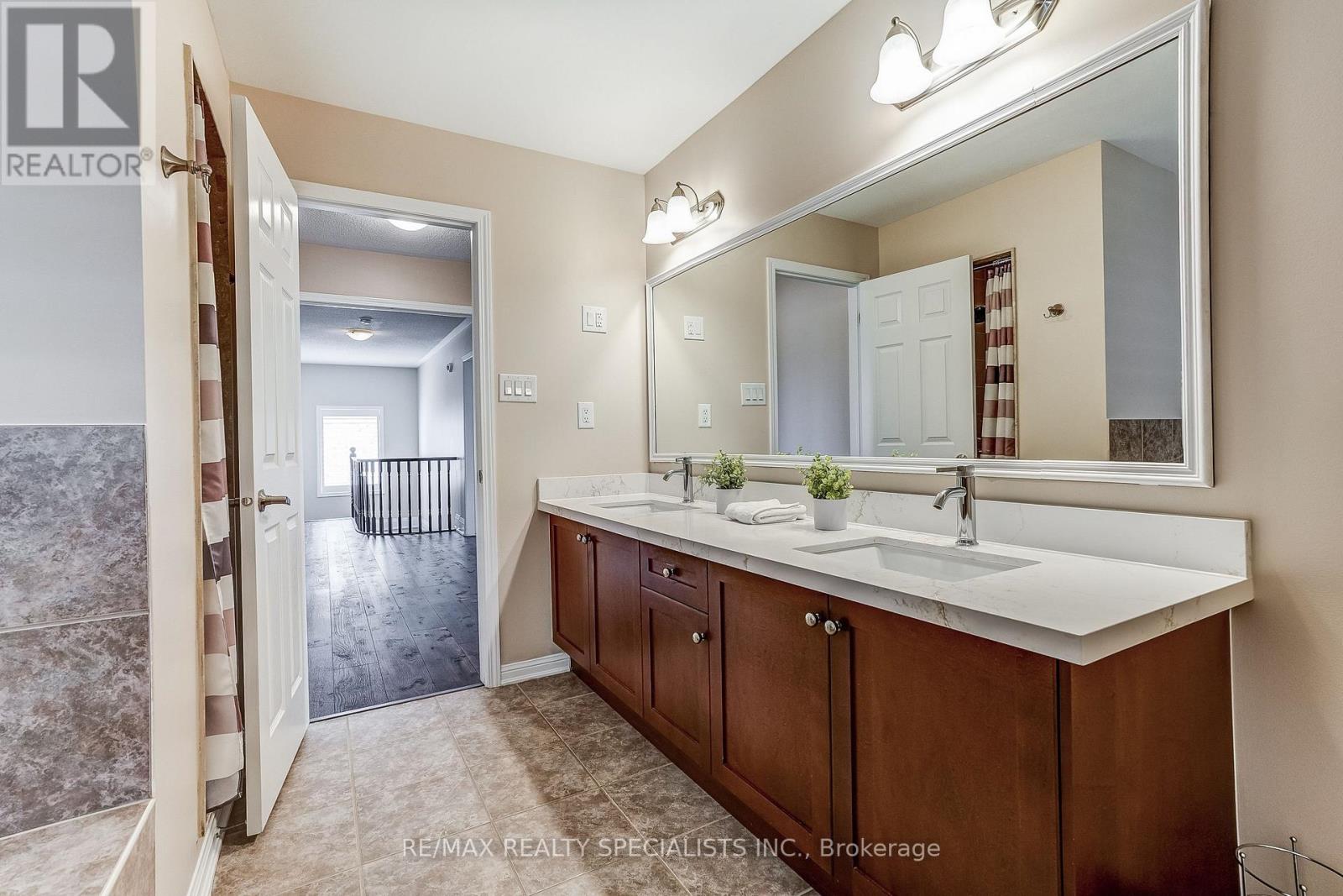 496 Cusick Circle, Milton, Ontario  L9T 0M9 - Photo 33 - W13760156