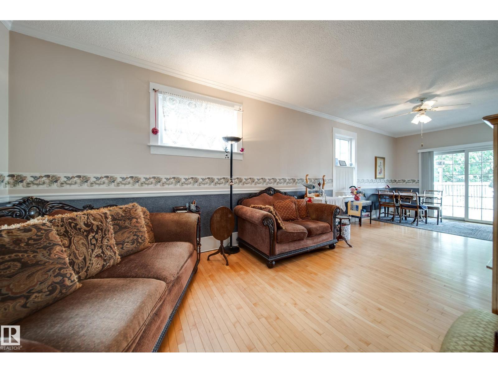 10625 127 St NW, Edmonton, Alberta  T5N 1W2 - Photo 12 - E4507676