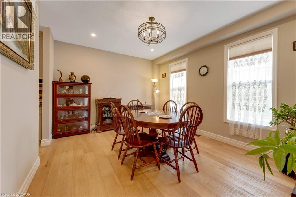 14 Marianne Dorn Trail, Kitchener, Ontario  N2R 0H4 - Photo 16 - 40859210