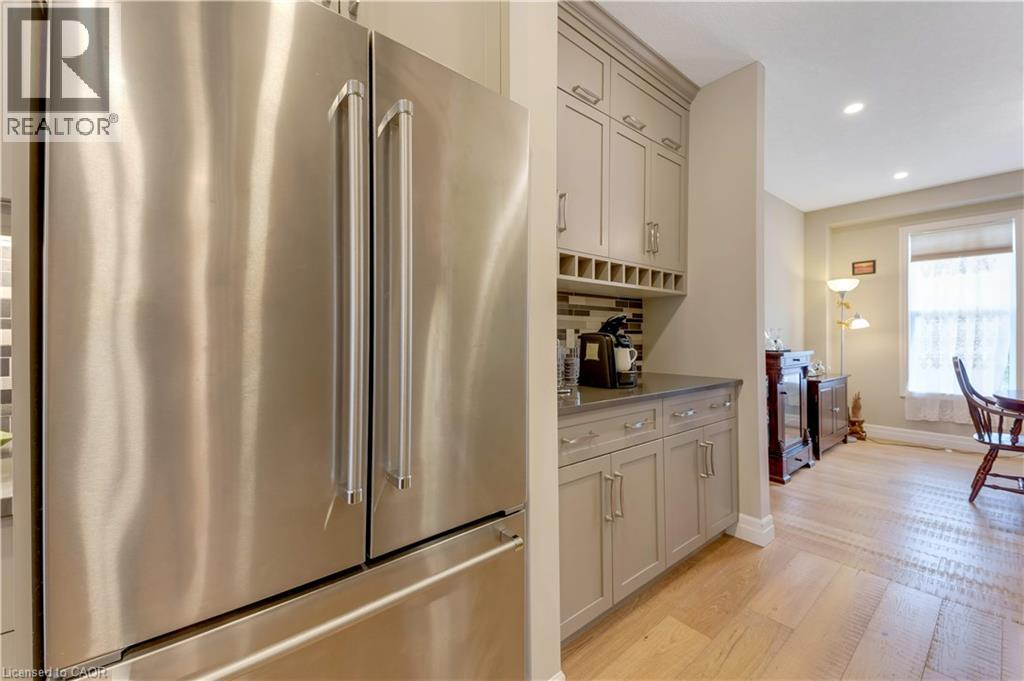 14 Marianne Dorn Trail, Kitchener, Ontario  N2R 0H4 - Photo 13 - 40859210