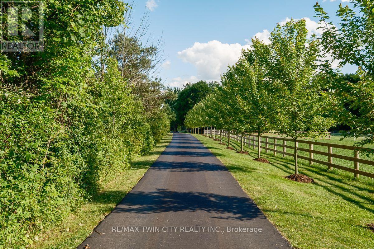 1532 6th Concession Road W, Hamilton, Ontario  N0B 1L0 - Photo 2 - X13760034