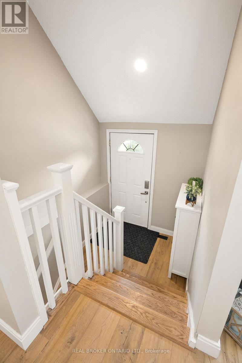 27 Nickolas Crescent, Cambridge, Ontario  N3C 3L7 - Photo 7 - X13760044