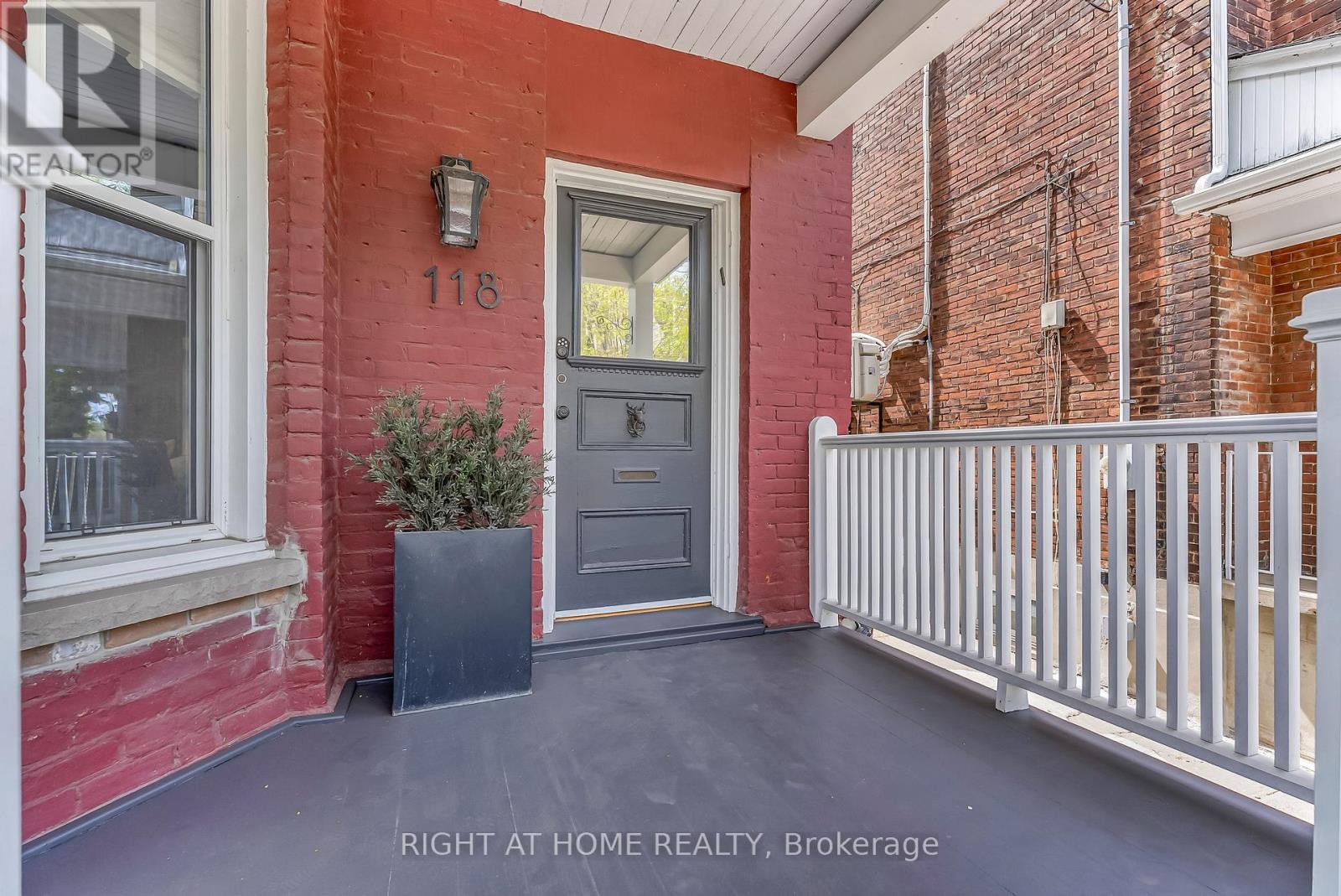 118 Lansdowne Avenue, Toronto, Ontario  M6K 2V9 - Photo 47 - W13759834