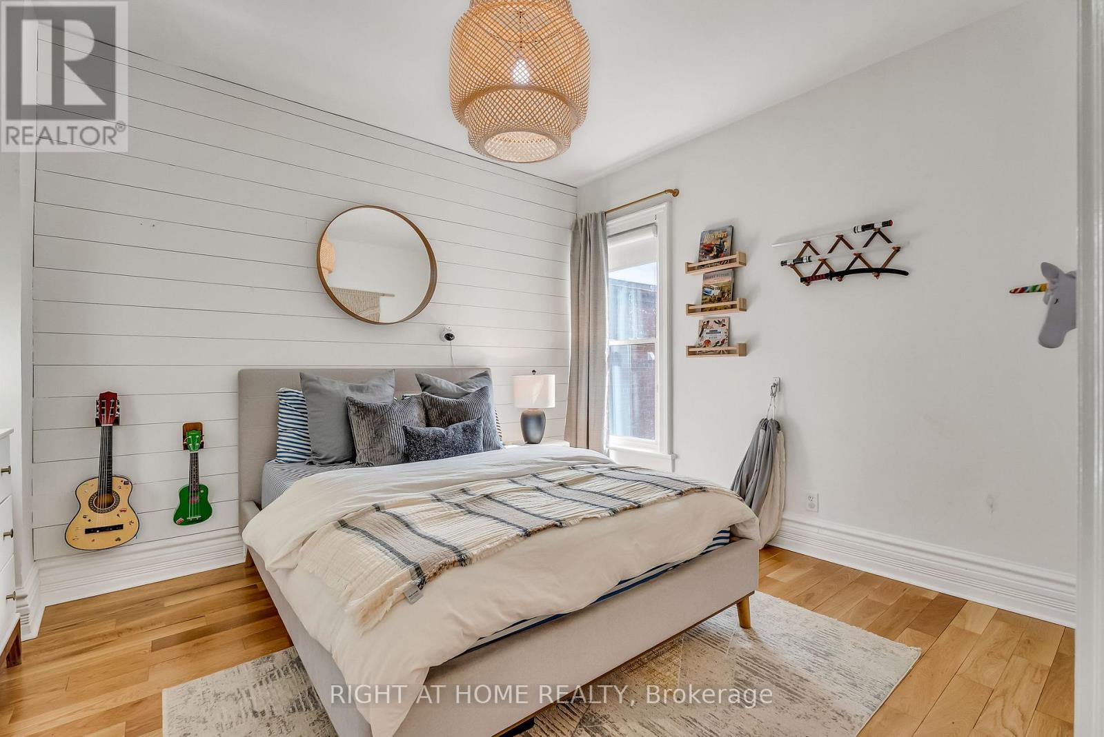 118 Lansdowne Avenue, Toronto, Ontario  M6K 2V9 - Photo 37 - W13759834