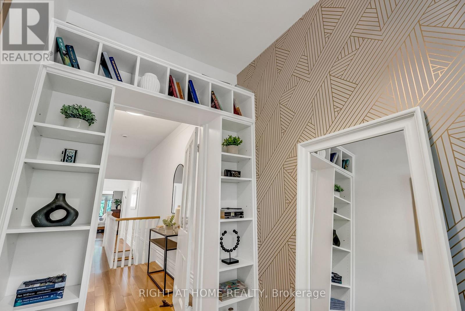 118 Lansdowne Avenue, Toronto, Ontario  M6K 2V9 - Photo 41 - W13759834
