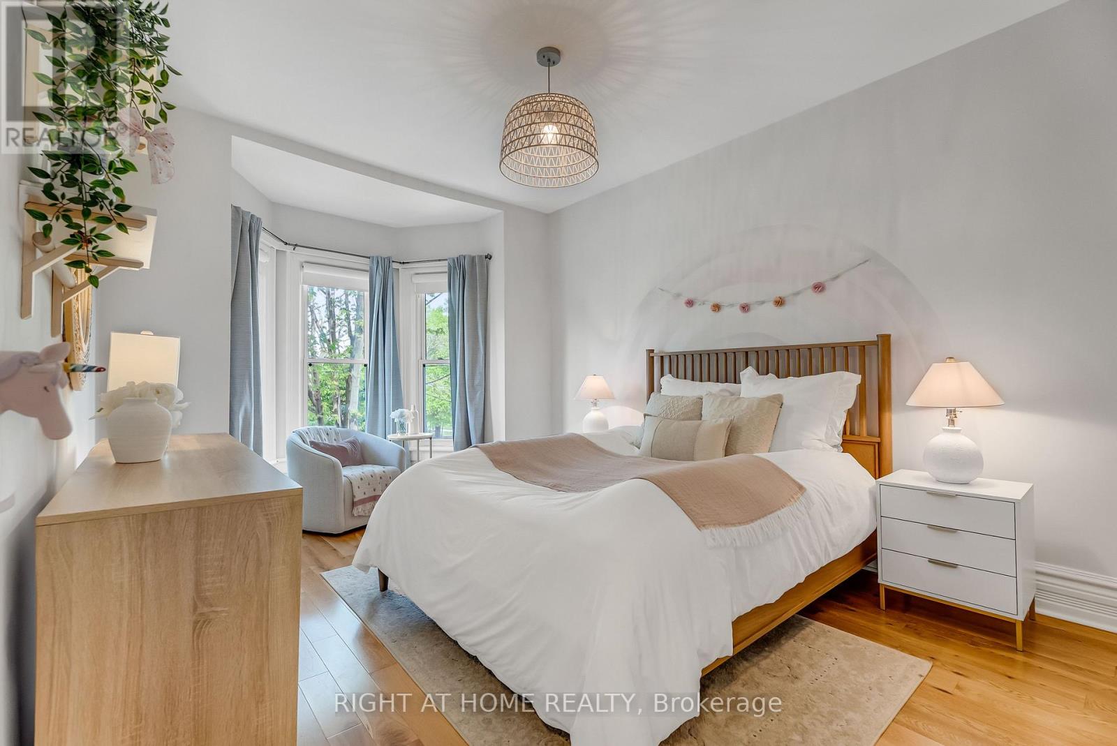 118 Lansdowne Avenue, Toronto, Ontario  M6K 2V9 - Photo 34 - W13759834