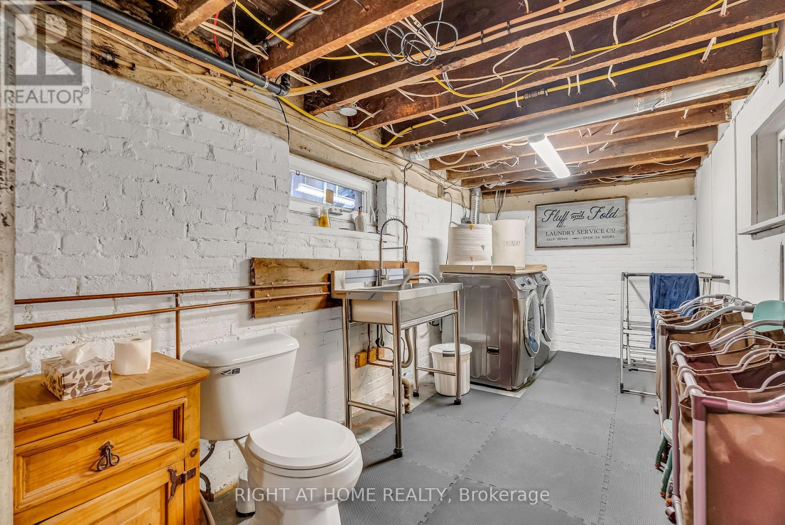118 Lansdowne Avenue, Toronto, Ontario  M6K 2V9 - Photo 45 - W13759834