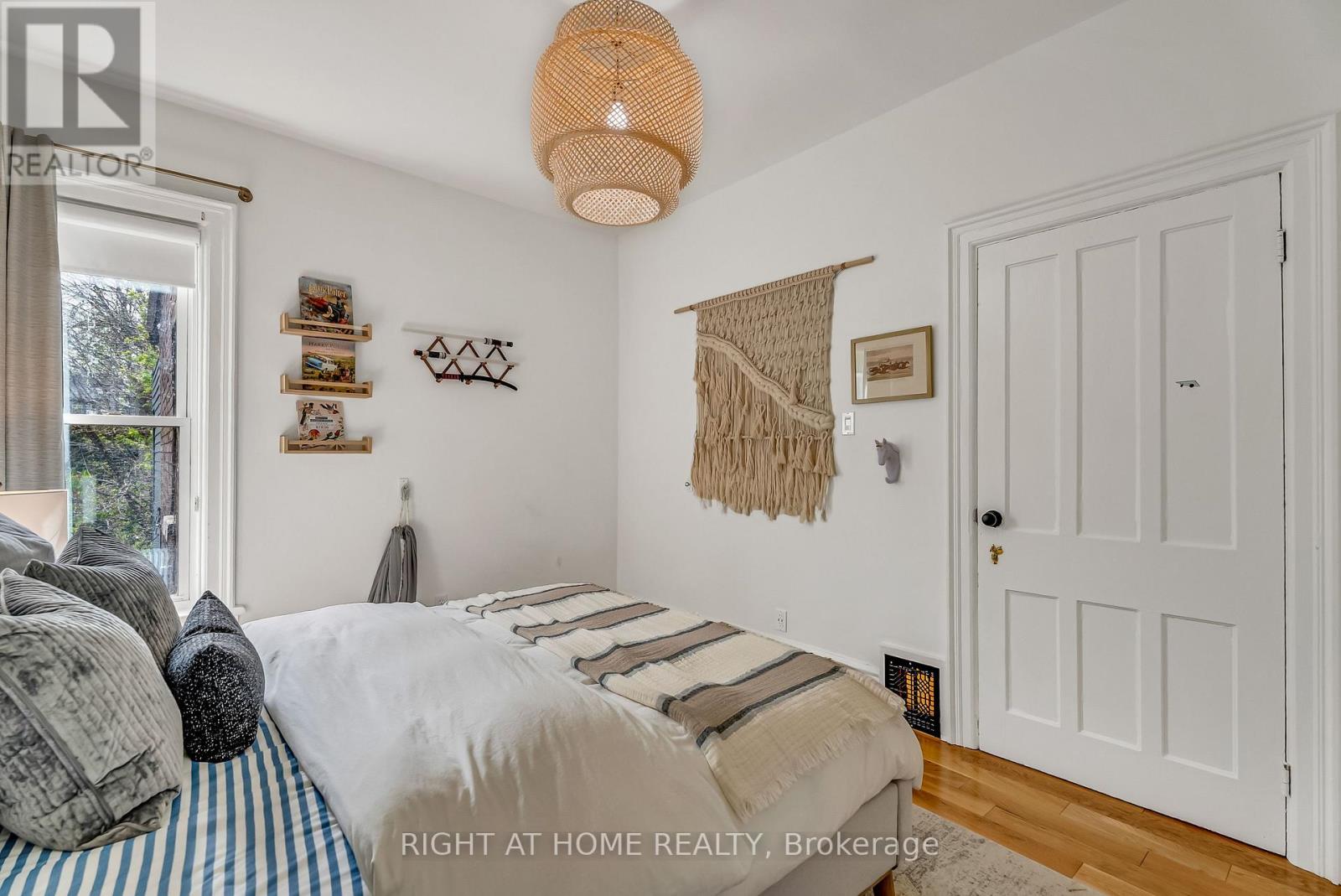 118 Lansdowne Avenue, Toronto, Ontario  M6K 2V9 - Photo 39 - W13759834