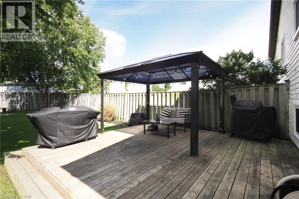 17 Dyer Court, Cambridge, Ontario  N3C 4B8 - Photo 34 - 40861478