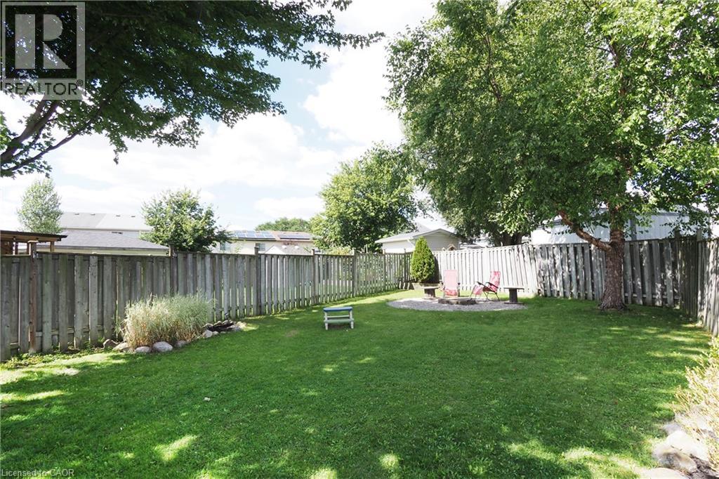 17 Dyer Court, Cambridge, Ontario  N3C 4B8 - Photo 37 - 40861478
