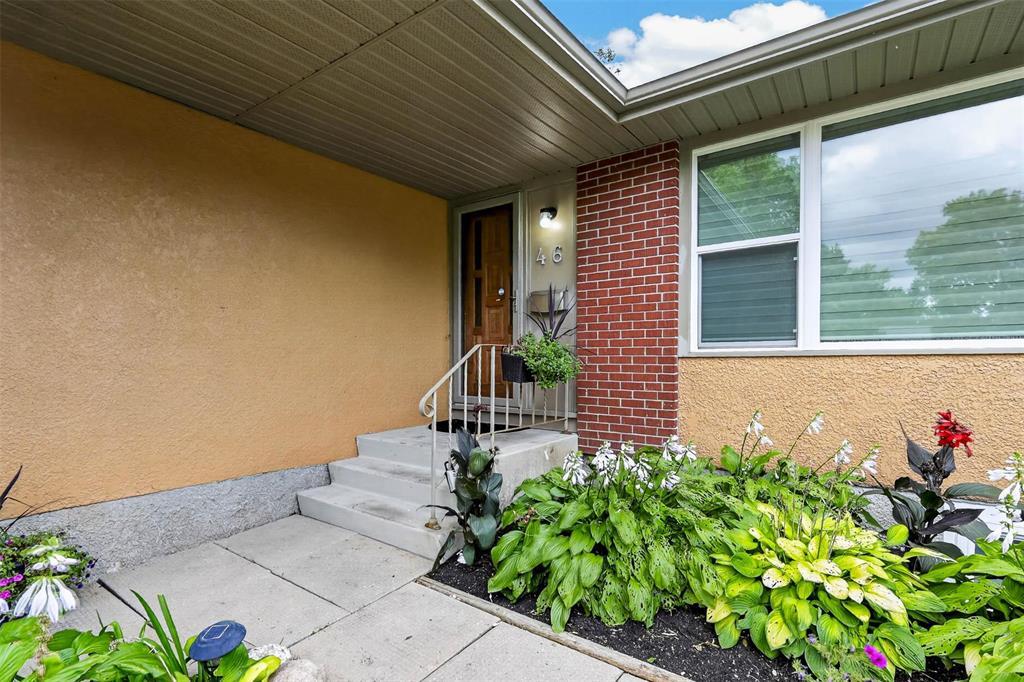 46 Lemmen Drive, Winnipeg, Manitoba  R2K 3J8 - Photo 1 - 202622500