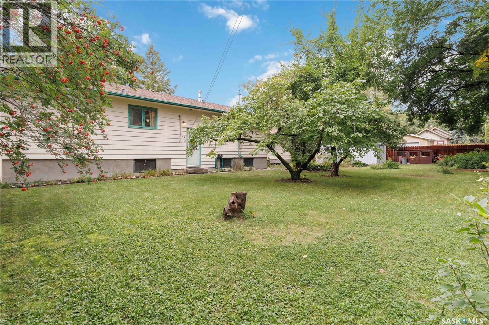 201 Elm Street, Saskatoon, Saskatchewan  S7J 0G8 - Photo 27 - SK047676