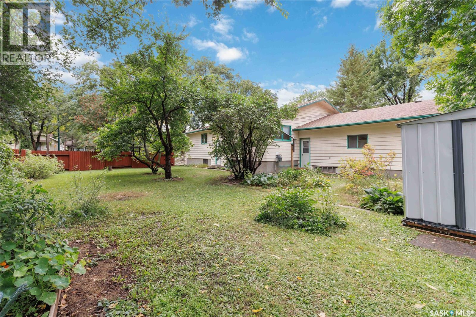201 Elm Street, Saskatoon, Saskatchewan  S7J 0G8 - Photo 28 - SK047676