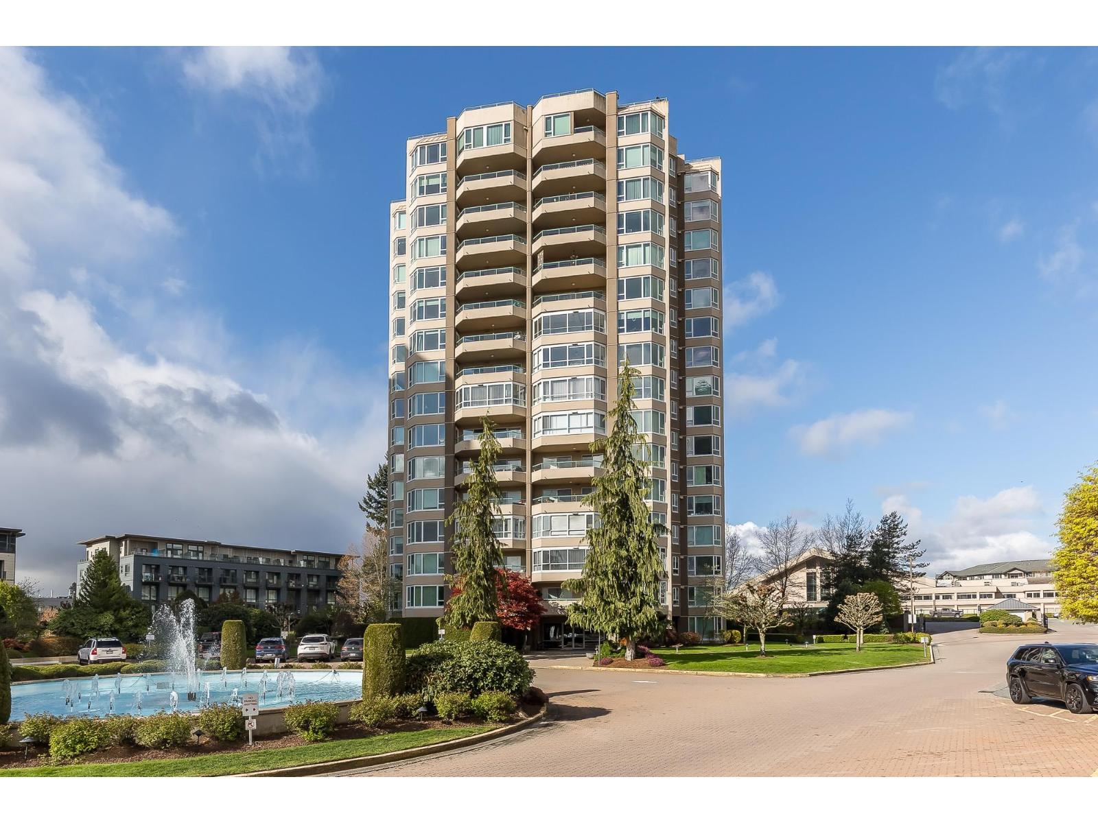 204 3150 Gladwin Road, Abbotsford, British Columbia  V2T 5S9 - Photo 1 - R3161730