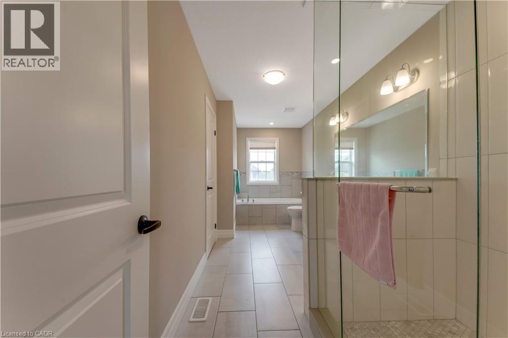 14 Marianne Dorn Trail, Kitchener, Ontario  N2R 0H4 - Photo 34 - 40859210