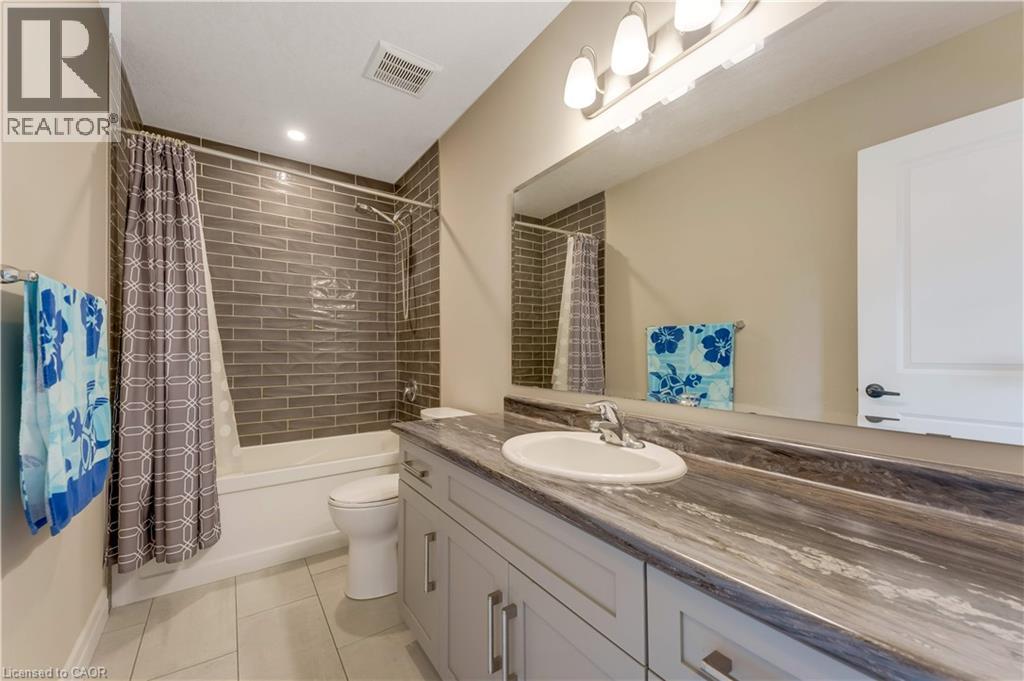 14 Marianne Dorn Trail, Kitchener, Ontario  N2R 0H4 - Photo 38 - 40859210