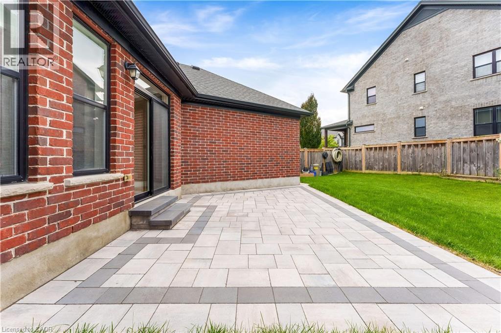 14 Marianne Dorn Trail, Kitchener, Ontario  N2R 0H4 - Photo 43 - 40859210