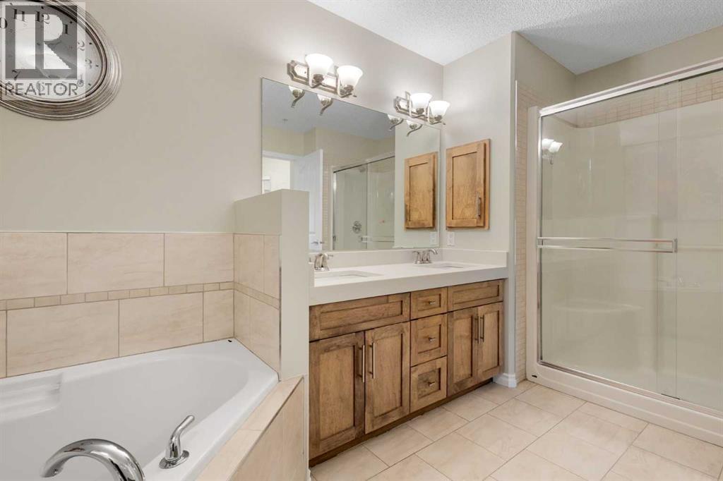 117, 60 Sierra Morena Landing SW, Calgary, Alberta  T3H 5H1 - Photo 19 - A2342932