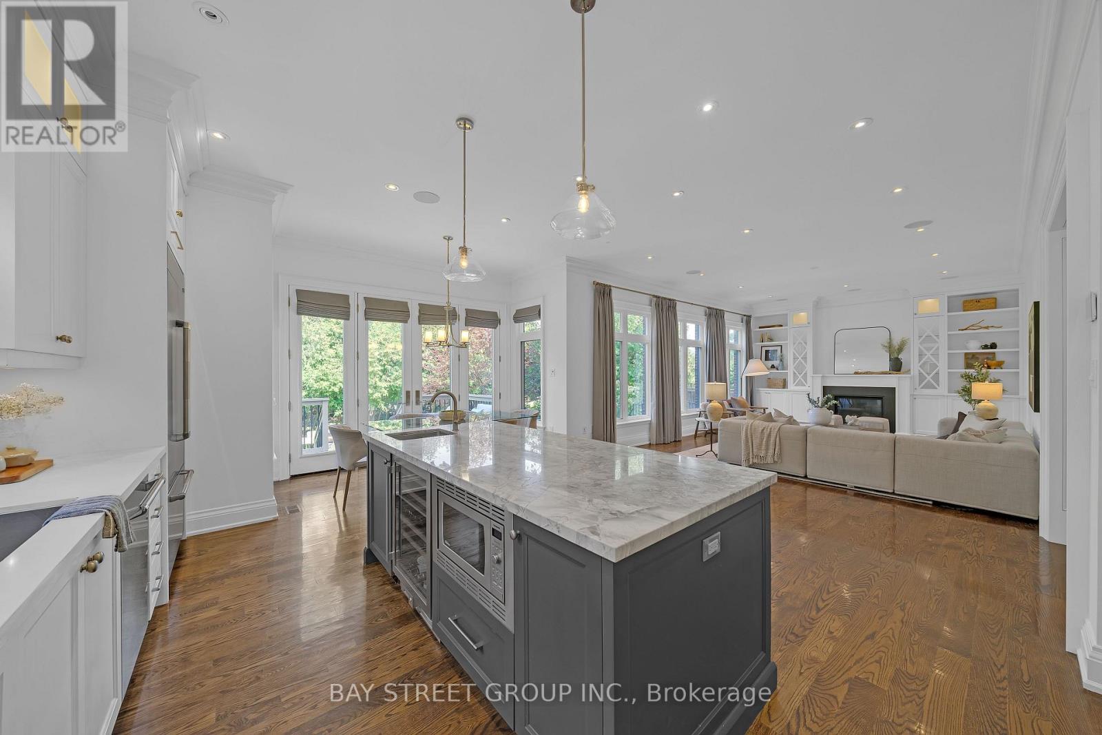 28 Carnwath Crescent, Toronto, Ontario  M2P 1J5 - Photo 12 - C13734748