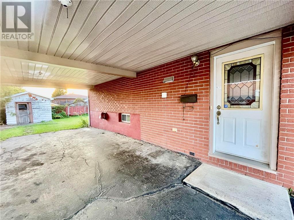 7 Falcon Crescent, Chelmsford, Ontario  P0M 1L0 - Photo 2 - 2130135