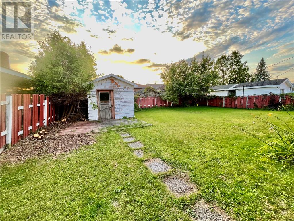 7 Falcon Crescent, Chelmsford, Ontario  P0M 1L0 - Photo 6 - 2130135