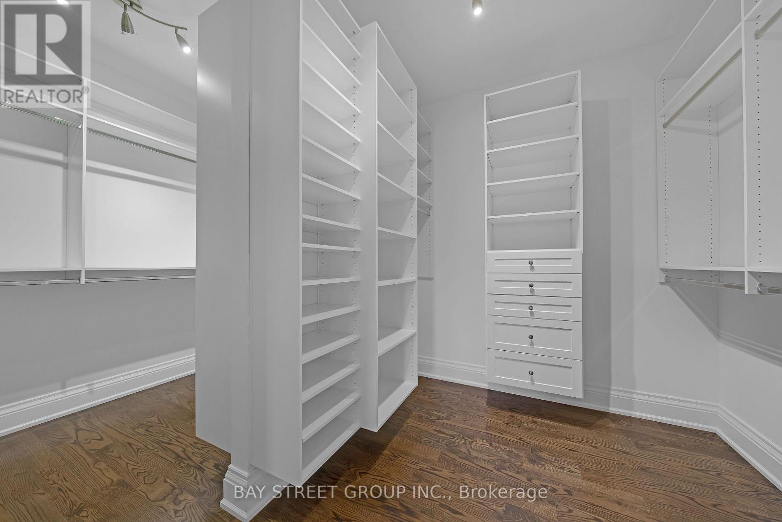 28 Carnwath Crescent, Toronto, Ontario  M2P 1J5 - Photo 26 - C13734748