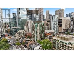 902 - 80 YORKVILLE AVENUE, Toronto, Ontario