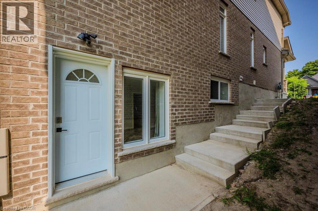 277 Dewdrop Crescent Unit# Lower, Waterloo, Ontario  N2V 0B1 - Photo 2 - 40861585
