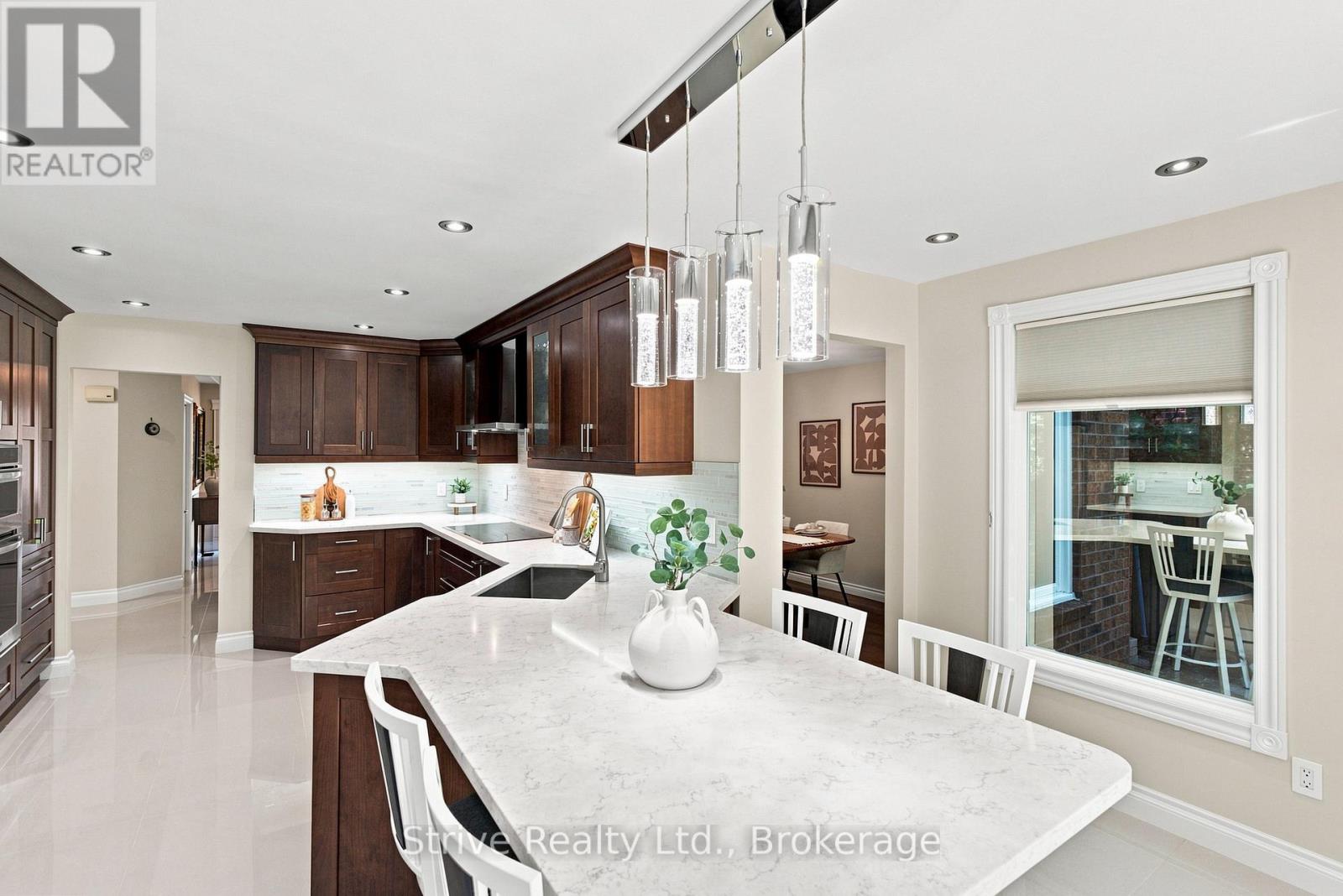 5 Carriage Lane, Clarington, Ontario  L1E 1J9 - Photo 11 - E13760392