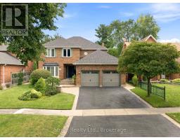 5 CARRIAGE LANE, Clarington, Ontario