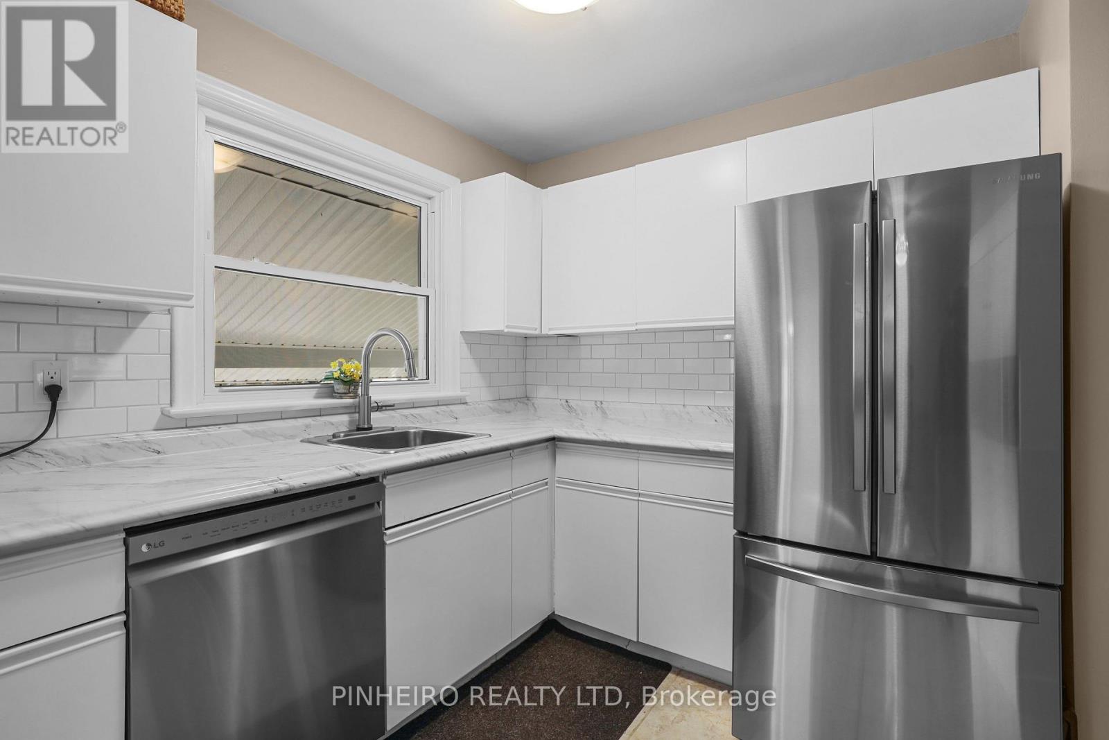 1811 Whitehall Drive, London East, Ontario  N5W 1Z2 - Photo 12 - X13760250