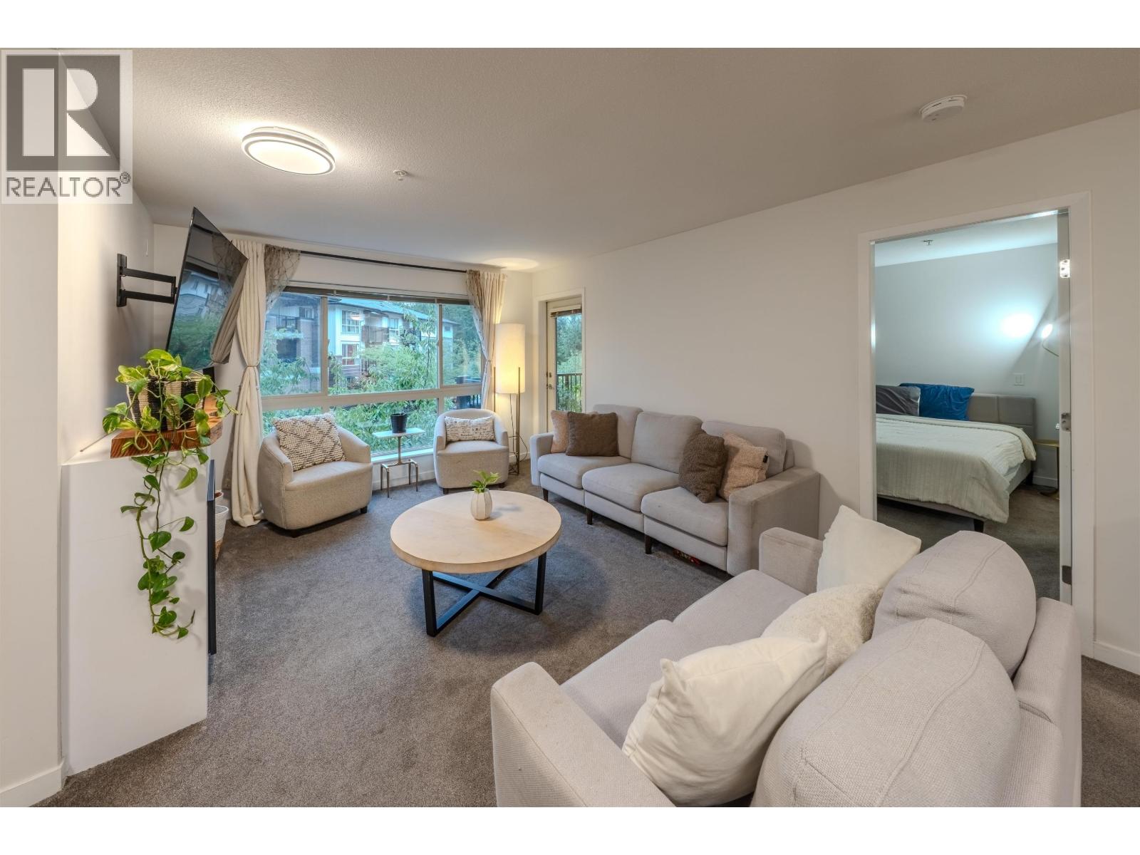 304 11665 Haney Bypass, Maple Ridge, British Columbia  V2X 8W9 - Photo 1 - R3162920