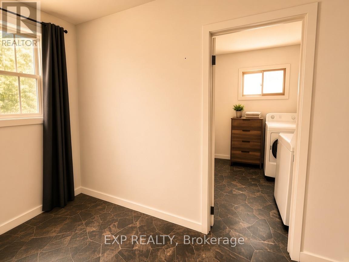 155 North Street, Southwest Middlesex, Ontario  N0L 1M0 - Photo 10 - X13760334