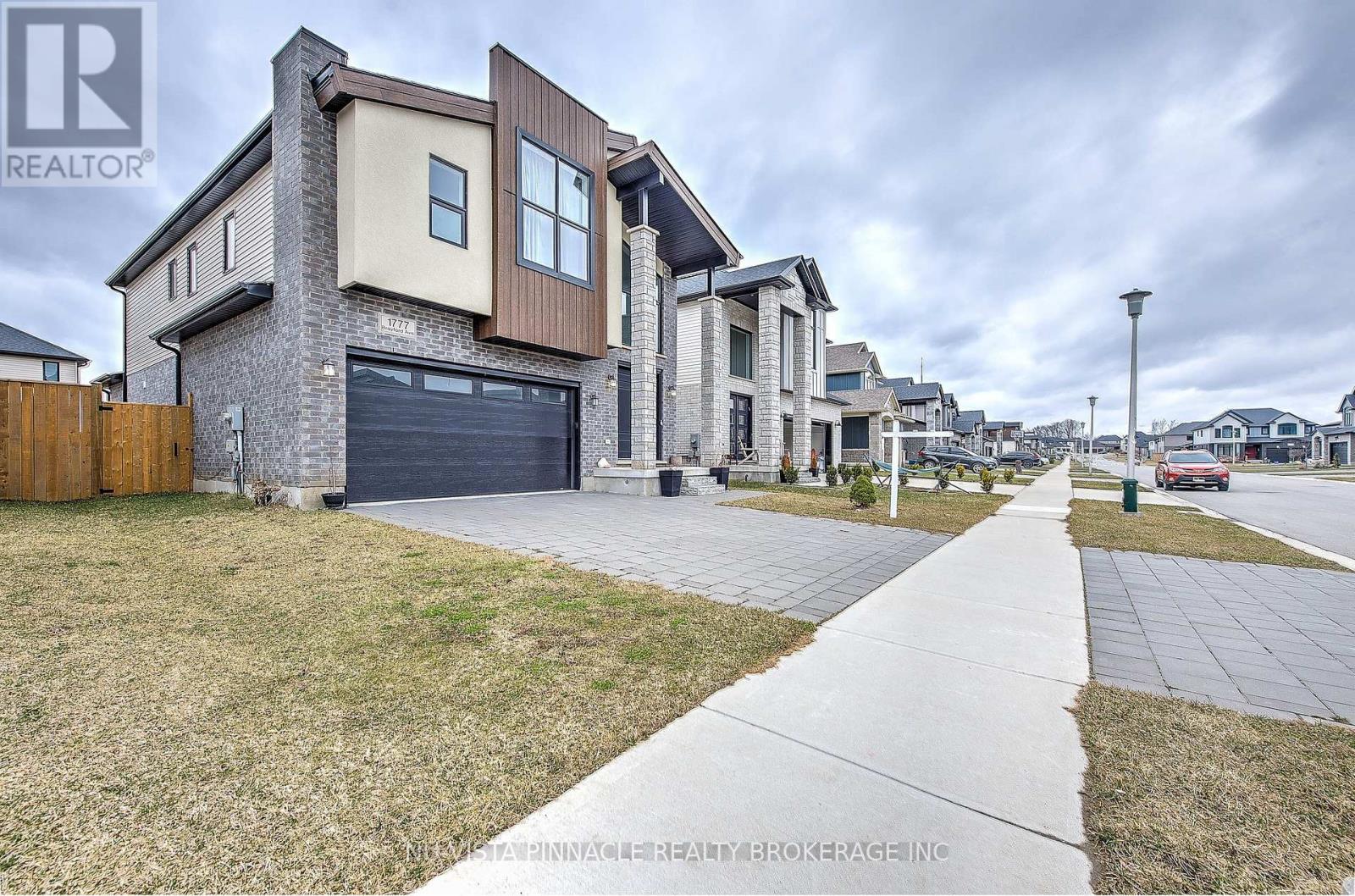 1777 Brayford Avenue, London South, Ontario  N6K 0H4 - Photo 47 - X13760486