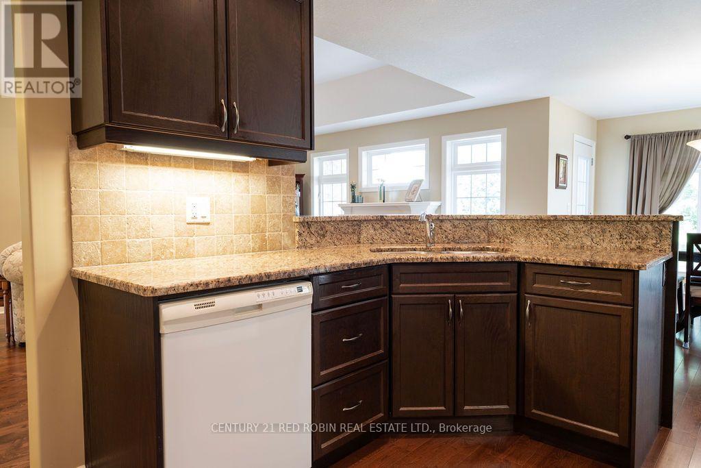 468 Macdonald Street, Strathroy-Caradoc, Ontario  N7G 0C8 - Photo 12 - X13760532