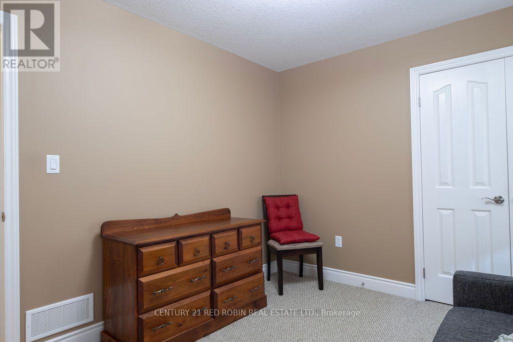 468 Macdonald Street, Strathroy-Caradoc, Ontario  N7G 0C8 - Photo 24 - X13760532