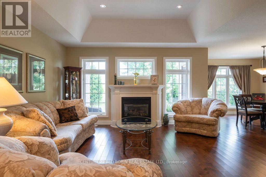468 Macdonald Street, Strathroy-Caradoc, Ontario  N7G 0C8 - Photo 4 - X13760532