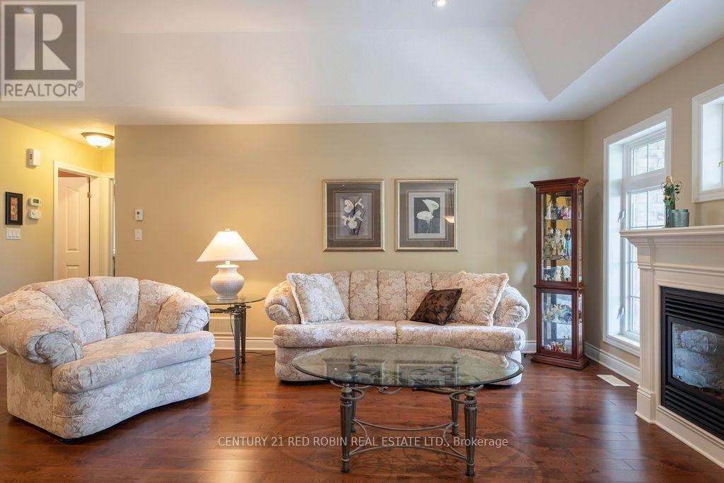 468 Macdonald Street, Strathroy-Caradoc, Ontario  N7G 0C8 - Photo 6 - X13760532
