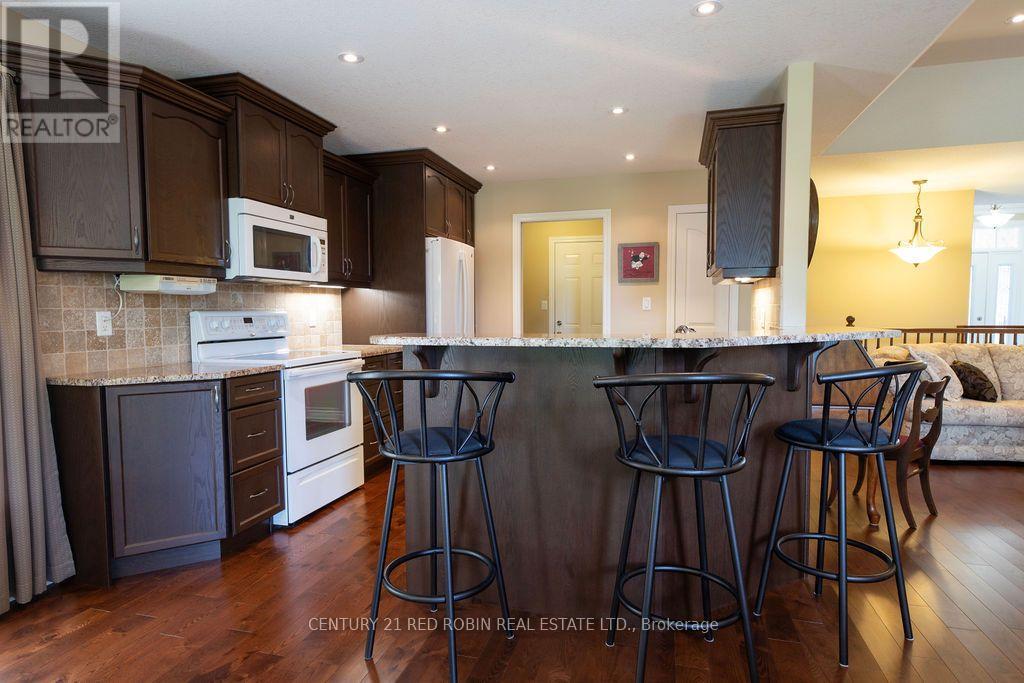 468 Macdonald Street, Strathroy-Caradoc, Ontario  N7G 0C8 - Photo 8 - X13760532