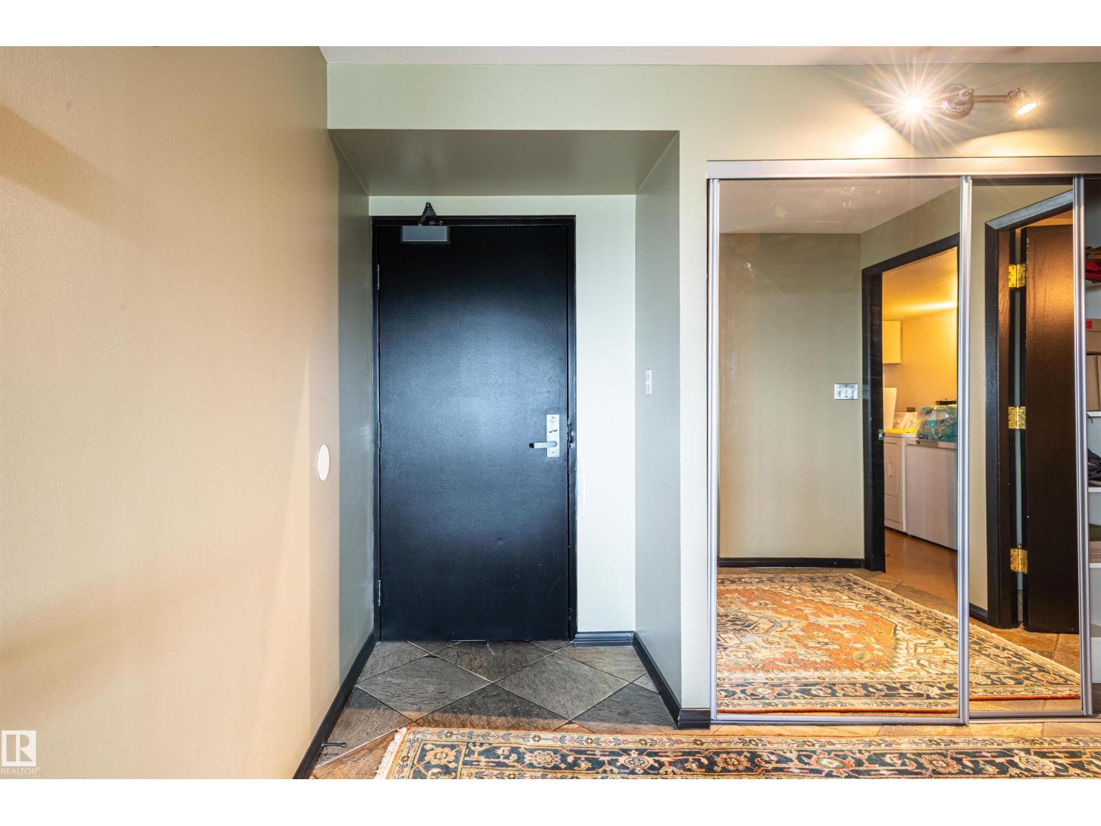 #1202 10010 119 St NW, Edmonton, Alberta  T5K 1Y8 - Photo 10 - E4507598