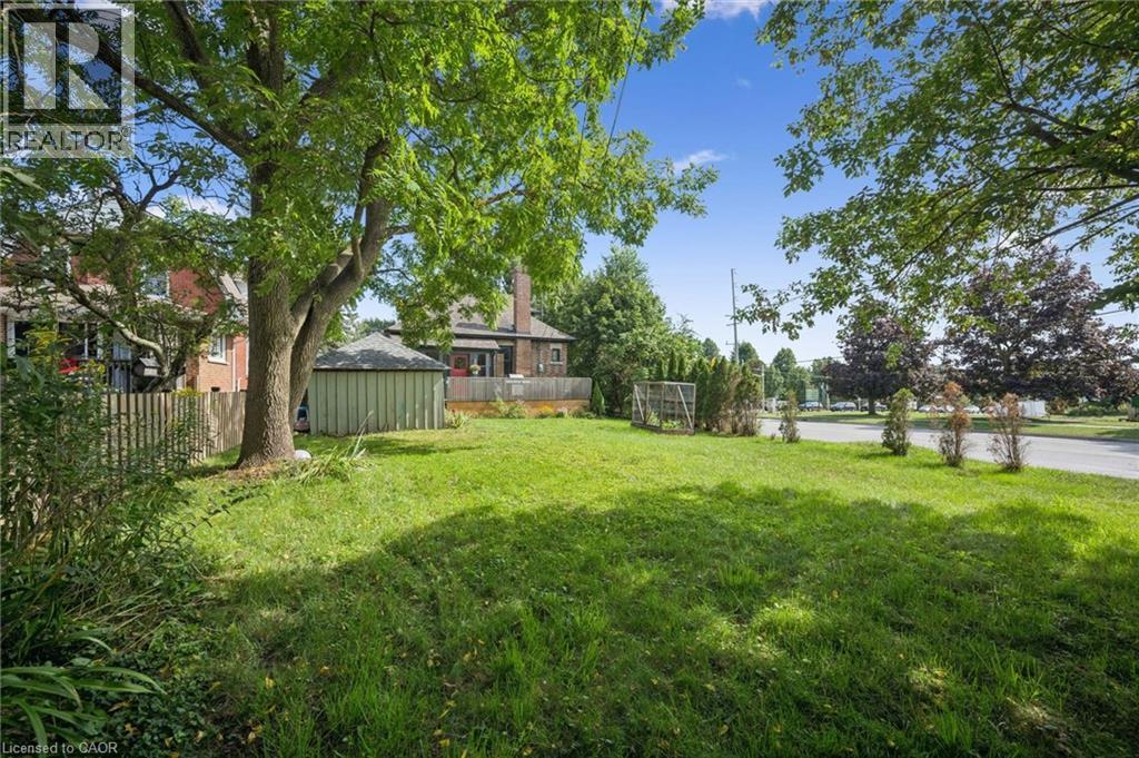 699 St Andrew Street W, Centre Wellington, Ontario  N1M 1P7 - Photo 37 - 40861349