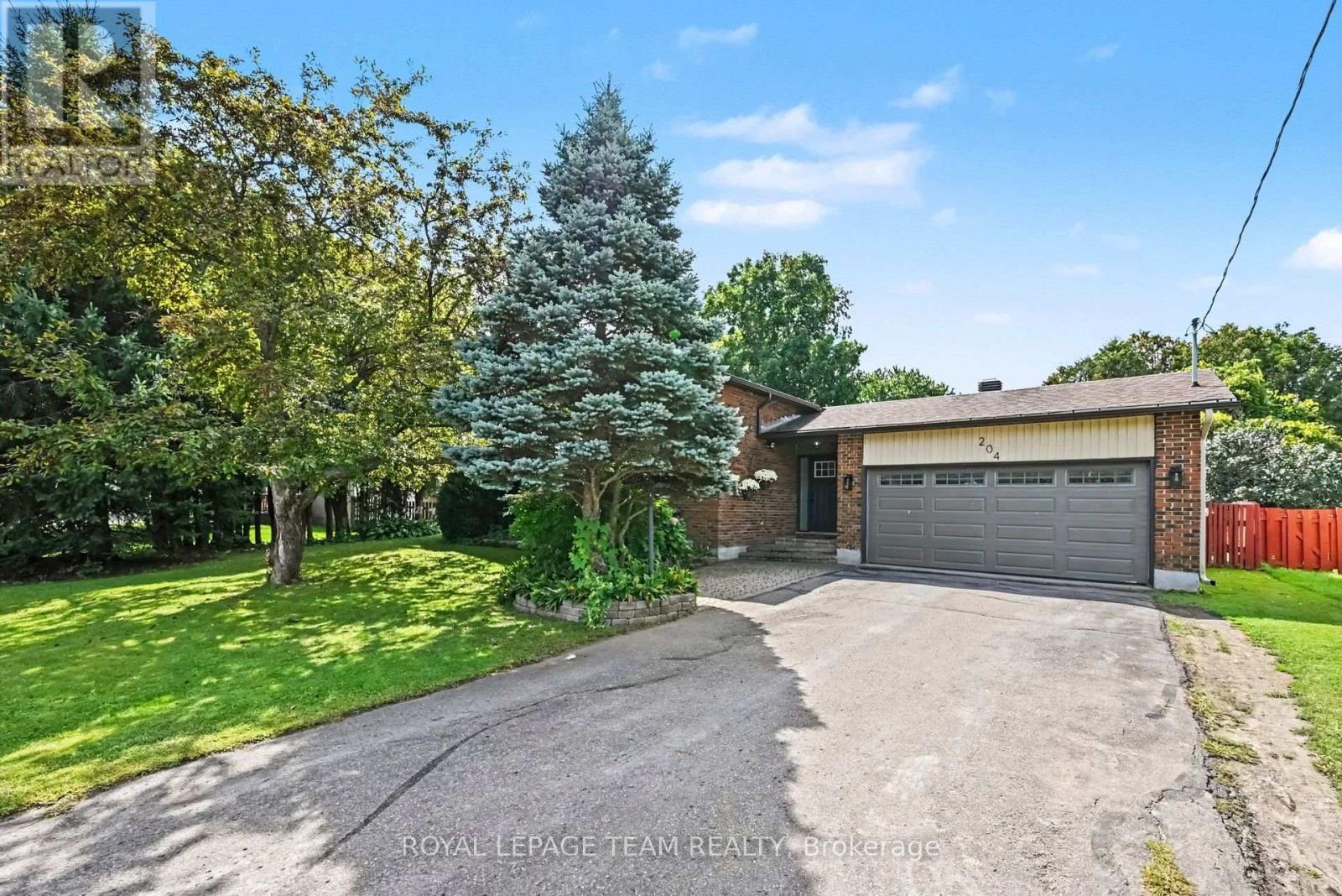 204 Grace Avenue, Russell, Ontario  K4R 1B4 - Photo 1 - X13760230