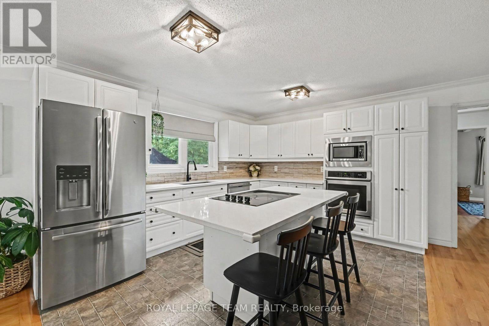 204 Grace Avenue, Russell, Ontario  K4R 1B4 - Photo 10 - X13760230