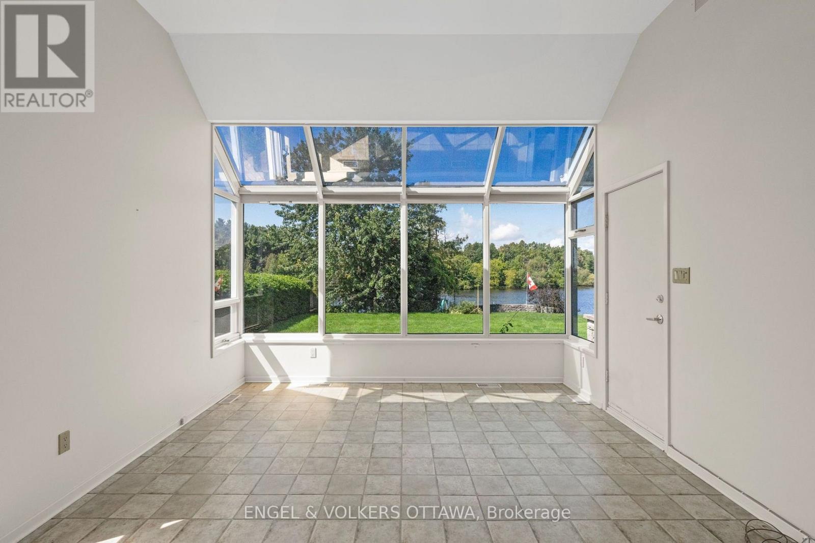 3200 Riverside Drive, Ottawa, Ontario  K1V 8N7 - Photo 17 - X13760396